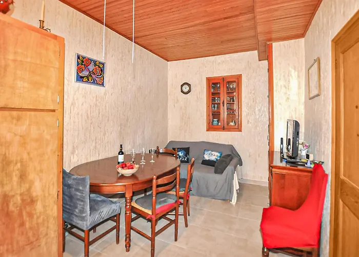 2 Bedroom In